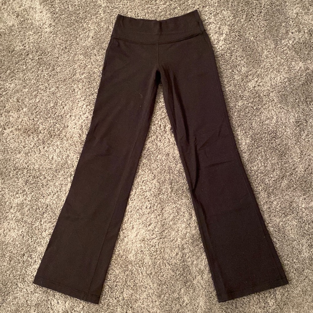 Black Lululemon Yoga Pants!
